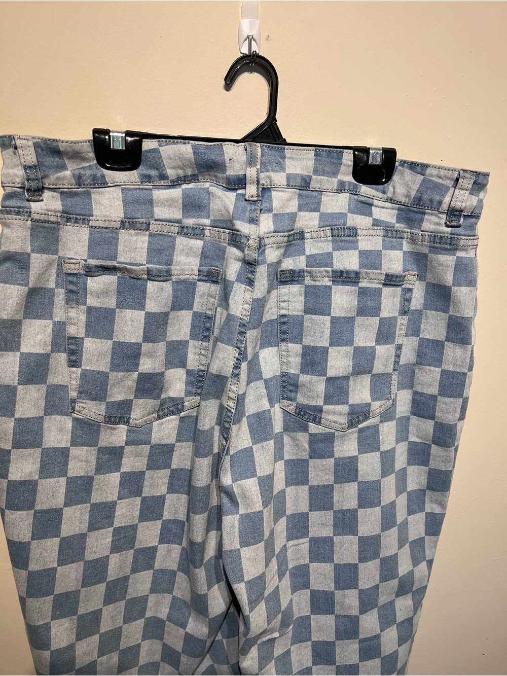 Forever 21 Checkered Denim Jeans - Picture 5 of 6